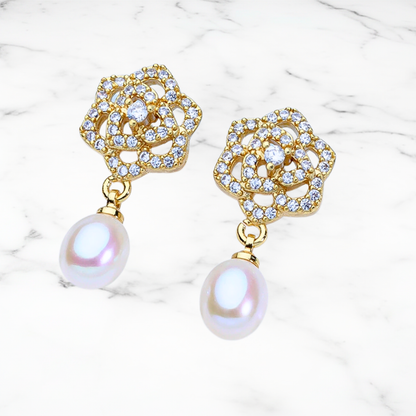 Rose Éclat Freshwater Pearl Earrings 　ローズ・エクラ 淡水パール ピアス