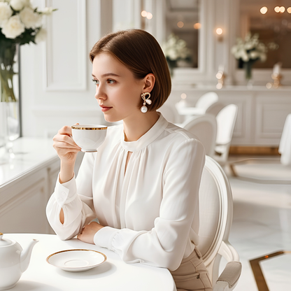 Papillon Aura Freshwater Pearl Earrings   パピヨン・オーラ 淡水パール ピアス